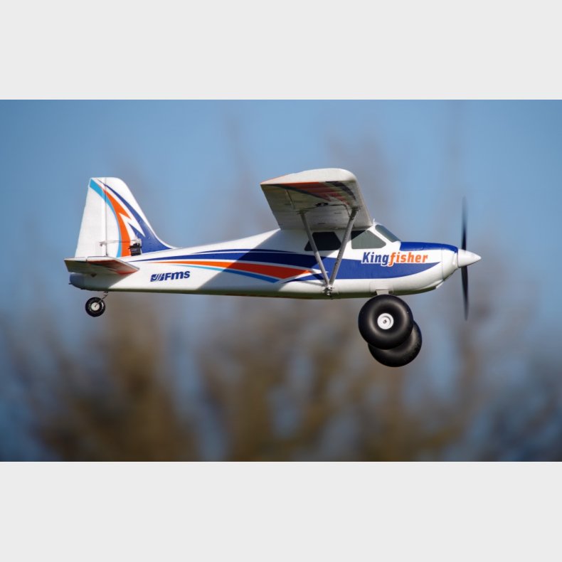 FMS Kingfisher Trainer PNP incl. Schwimmer &amp; Skis - 140 cm Combo incl. Reflex Gyro System