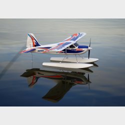 FMS Kingfisher Trainer PNP incl. Schwimmer &amp; Skis - 140 cm Combo incl. Reflex Gyro System